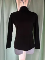1737.UNIQLO HEATTECH タートルネック 長袖 ブラック M☆