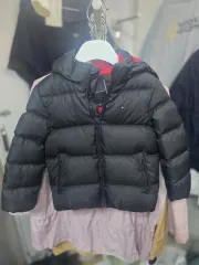 Tommy Hilfiger トミーヒルフィガー キッズ ブラック ダウン アウター