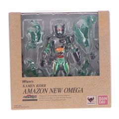 Amazon.co.jp 한정 SHFiguarts(피규아츠) 가면 라이더 아마존 뉴오메가 Amazon 한정 Ver. 가면 라이더 아마존즈 완성품 가동 피규어 반다이