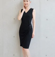 美品 REGINA ROMANTICO レジィーナロマンティコ カシュクール ストレッチ ワンピース ノースリーブ ブラック 34のサムネイル