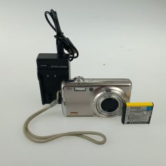 動作確認済】 FUJIFILM FinePix F80EXR シルバー - メルカリ