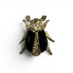クリスチャンディオール Christian Dior ピンバッジ てんとう虫 - メルカリ
