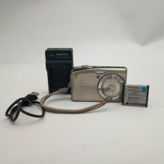 Fujifilm FinePix デジタルカメラ F30+xDカード(1Gb) - メルカリ