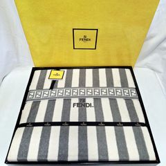 FENDI フェンディ タオルケット 毛布 中古品 - メルカリ