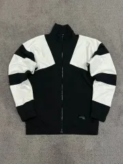 (XS) アディダス EQUIPMENT ウィンドブレーカー