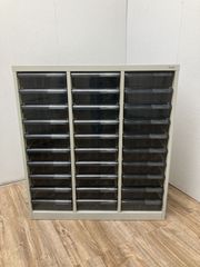 値下事務用キャビネット、48個引き出し。3列 16段 縦型トレーユニット . 値下事務用キャビネット、48個引き出し。3列 16段 縦型トレーユニット