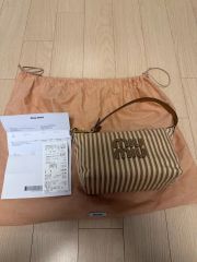 専用【美品】miumiuラフィア かごバッグ 2way ショルダー ロゴ - メルカリ