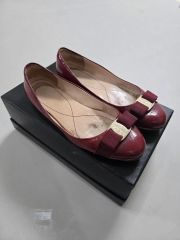 PRADA ダークワイン フラットシューズ23cm - メルカリ