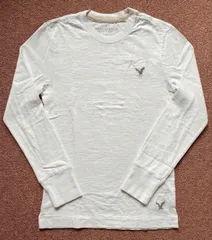 アメリカンイーグル　AmericanEagle　長袖Tシャツ　長T 長袖　ホワイト　白　綿100%のサムネイル