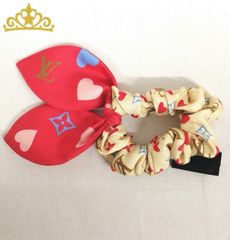 Louis Vuitton ハート柄 シュシュ LOUIS VUITTON モノグラム ハート柄 シュシュ ヘアアクセサリー