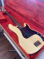 Fender Precision Bass 1975年製 純正ハードケース付き - メルカリ