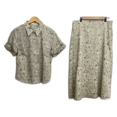 23区(ニジュウサンク) スカートセットアップ レディース - ベージュ×ブラウン 花柄のサムネイル