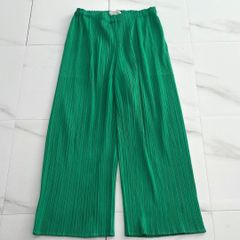 土日限定PLEATS PLEASE カーキパンツ サイズ2 - メルカリ
