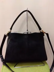 M17　銀座かねまつ　異素材コンビバッグ　スエード×レザー　シャープかつフォーマル　オシャレで上品な2WAY　ショルダー紐付き