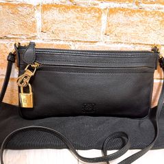 格安) CELINE(セリーヌ)ハンドバッグ スエード 肩掛け - メルカリ