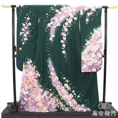 綺麗な地模様入りのグリーン地に桜が可愛い振り袖フルセット➕着付け用