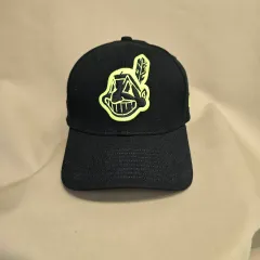 New Era インディアンズ チーフフ WHOフィットキャップ