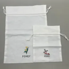 未使用級　Foxey　フォクシー　ポーチ　巾着　2点セット　刺繍　花　フラワー　白　ホワイトのサムネイル