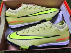 新品 NIKE ナイキ ベイパー16 プロ TF Max Voltageパック