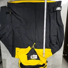 THE NORTH FACE ザノースフェイス ブラック/イェロー ウィンドブレーカー ジャケット