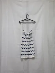 ワユース 新商品 XS GUESS オリジナル キャミソールのサムネイル