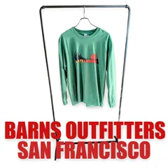 BARNS OUTFITTERS / サンフランシスコプリント 古着風ロングスリーブTシャツ グリーンのサムネイル