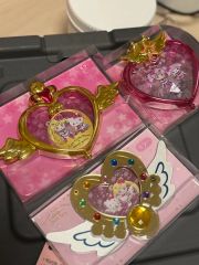 (未開封)セーラームーン × サンリオ　ルームライト&ミラー付きトレイ セーラームーン サンリオ ルームライト ミラートレイ - メルカリ