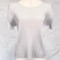 美品　PLEATS PLEASE プリーツプリーズ　半袖　カットソー　Tシャツ　ポリエステル　日本製　グレー　PP55-JK103 3サイズのサムネイル