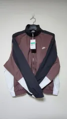 ナイキ オーバーサイズ ウーブン トラック ジャケット XL サイズ 出品