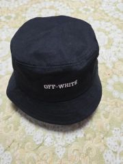 値下げ交渉可能】Off-White バケットハット ブラック - メルカリ