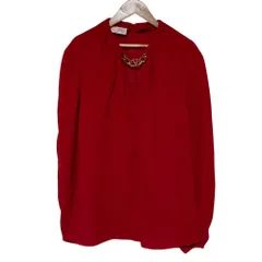 美品 Valentino ヴァレンティノ Vロゴ チェーン装飾 キーネック ブラウス 1B3AE7551MM サイズ42 レッド レディース 古着 中古 USEDのサムネイル
