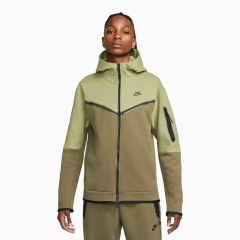 Nike テック - メルカリ