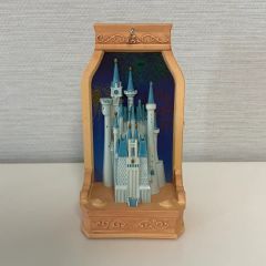 ホールマーク オーナメント ディズニー シンデレラ城2001 - メルカリ