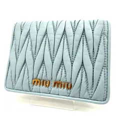 miumiu ミュウミュウ MATELASSE マテラッセ 二つ折り財布 コンパクトウォレット 財布 ライトブルー ゴールド金具 レディース 美品 ファッション