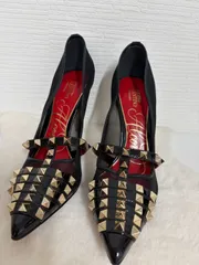 中古美品正規品　VALENTINO GARAVANI　ヴァレンティノ メッシュ パテント ロックスタッズ パンプスのサムネイル