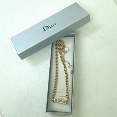FENDI グラスコード ゴールド/ロゴ タグ有り 美品 - メルカリ