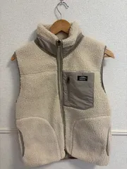 (^w^)b OUTDOOR PRODUCTS アウトドアプロダクツ 防風 ボアベスト アイボリー ベージュ 生成り クリーム Ｓサイズ ユニセックス メンズ レディース ワンポイント 胸ポケット フリース スタンドカラー 美品 OM12789MRのサムネイル