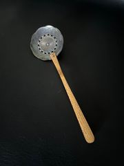 銀製 竹 銀 匙 17g silver 鍋物 湯豆腐 穴あき お玉 スプーン 銀製 竹 銀 匙 17g silver 鍋物 湯豆腐 穴あき お玉 スプーン - メルカリ