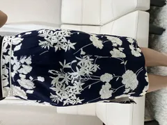 LEONARD FASHION タイトスカート 花柄 フローラル 総柄 日本製 ネイビー アイボリー コットン キュプラ ミディ丈 バックスリット レディース 67-93 軽微使用感ありのサムネイル