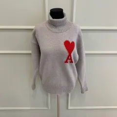 267000101 AMI PARIS BIG HEART LOGO インタルシア タートルネック セーター