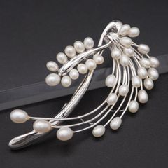 美品✨照りツヤ_白鳥モチーフパールブローチSILVER刻印、真珠5粒_604