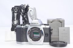 OLYMPUS OM-D E-M10 Mark II 本体 シルバー - メルカリ