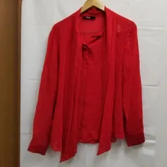 リボン付き　長袖シャツ