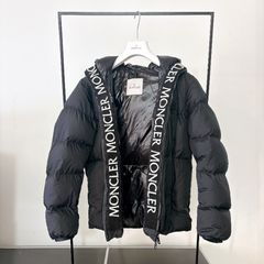 モンクレール MONCLER☆ARVOUIN☆ブラック☆サイズ4☆2023〜2024年☆超 