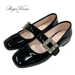 ロジェヴィヴィエ Roger Vivier トレ ヴィヴィエ フラットシューズ 靴 シューズ パテント ブラック 黒 フラットパンプス バレリーナ ストラスバックル ビジュー ストラップのサムネイル