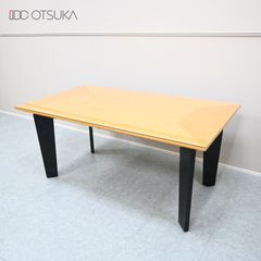 未使用 くつろぐ愛猫を眺めながら過ごせる ダイニングテーブル ナガノ