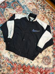 希少！】80s 紺タグ NIKE 背面エンボスロゴ トラックジャケット - メルカリ