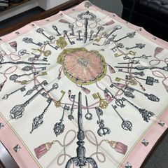 HERMES シルクスカーフ 鍵とロープデザイン HERMES （エルメス） シルクスカーフ 鍵とロープデザイン 【中古