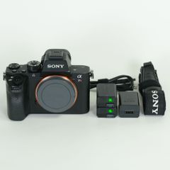 Sony α7R2 ミラーレス一眼(バッテリー2個あり) SONY α7RII α7r2 ミラーレス一眼カメラ バッテリー3つ付き - メルカリ