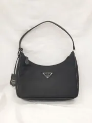 PRADA リーエディション 2005 ミニバッグ